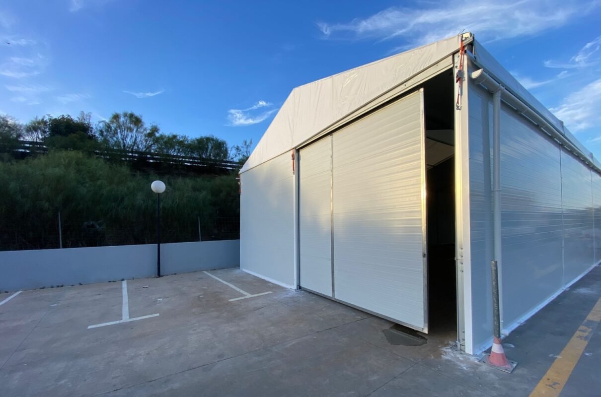 8x25x4m-carpa-industrial-MALAGA-TecTents-393-e1715066872449-1500x992