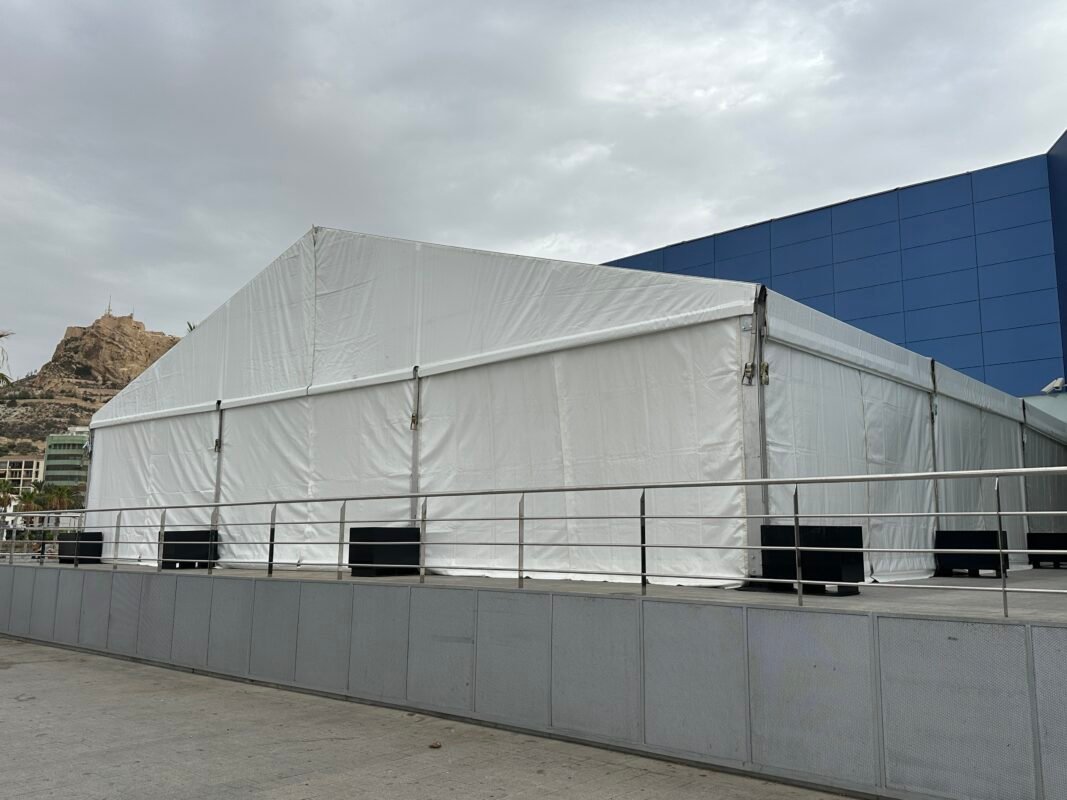 Carpa a 2 aguas casino 15x15m 